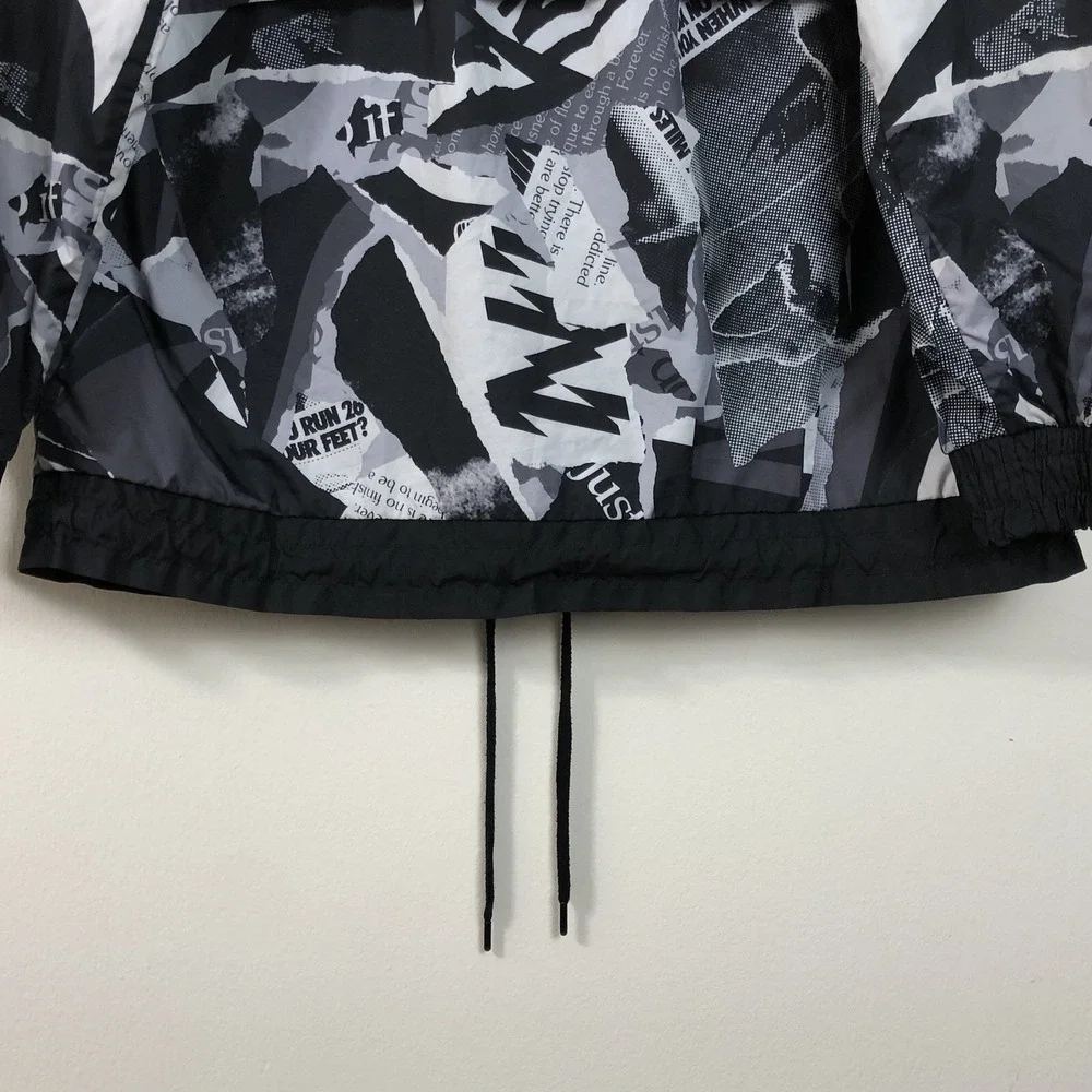 Nike cropped windbreaker